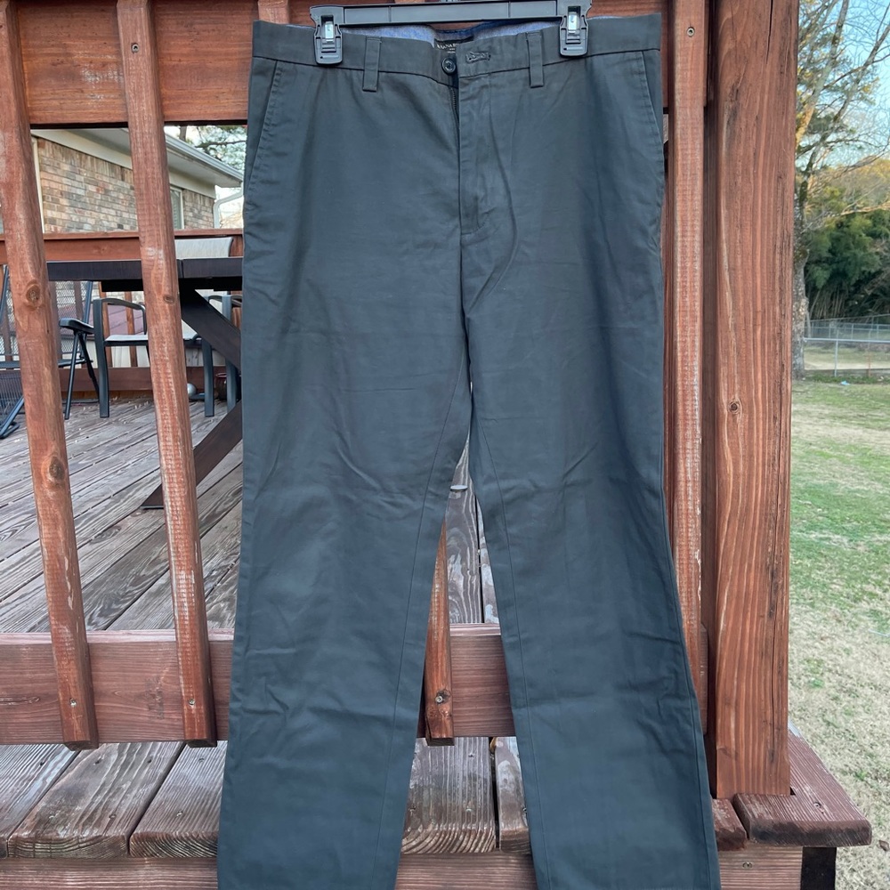 Men’s Banana Republic Emerson Chino Pants